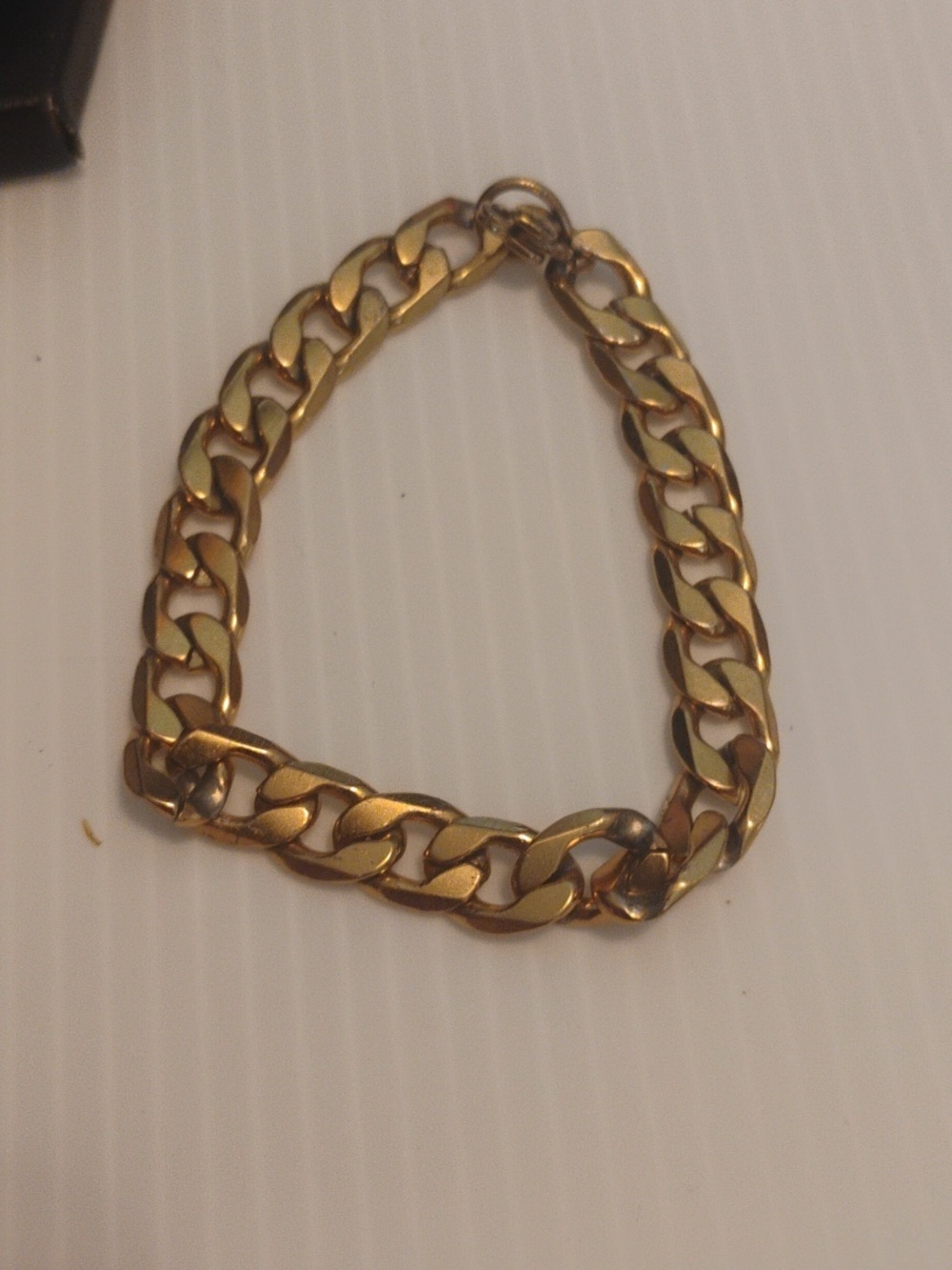 Gold Tone Necklace And Bracelet Bundle - Picture 3 of 7